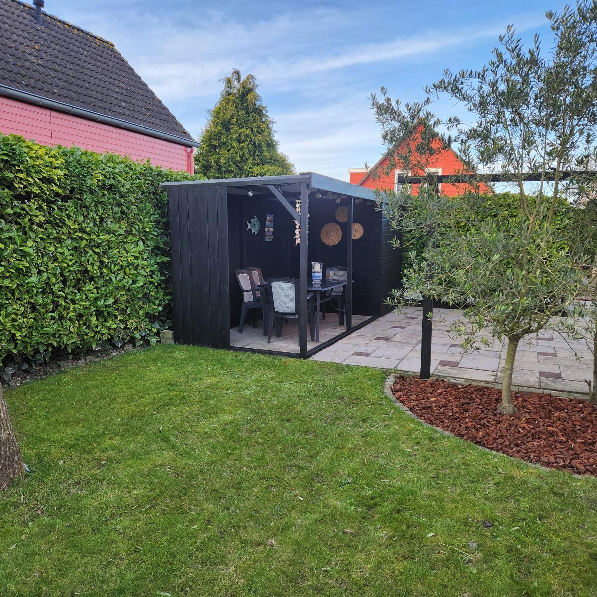Vakantiehuis Op Villapark Oesterbaai Aan Zee , Met Speeltuin Grenzend Aan De Tuin Wemeldinge Extérieur photo